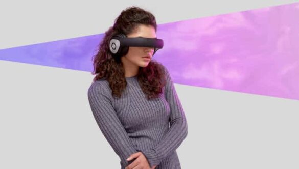 Catch Up on Movies and More with Our Avegant Glyph