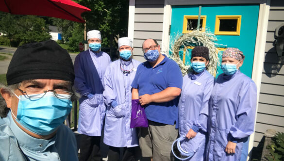 The Maine Dental Association comes bringing gifts.