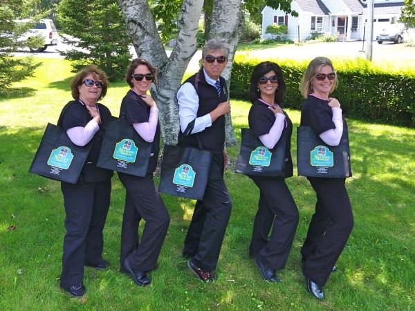 Jackie Onassis Rocking the Reusable Grocery Bags in Camden Rockland Rockport Maine