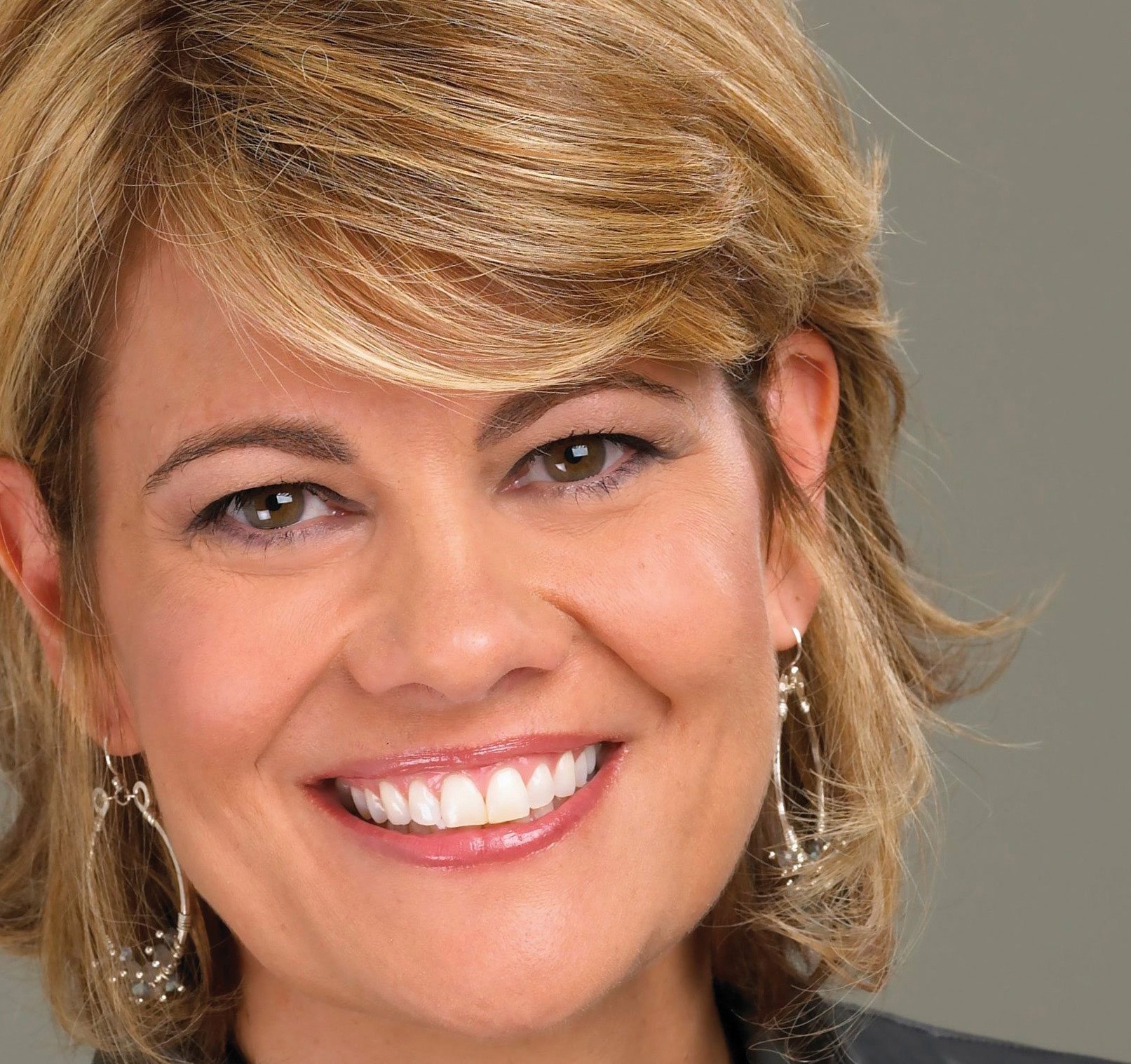 Lisa Whelchel A beautiful Survivor Smiles with Lisa Whelchel.
